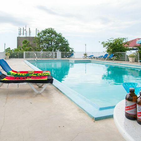 Montego Bay Club Apartments Dış mekan fotoğraf