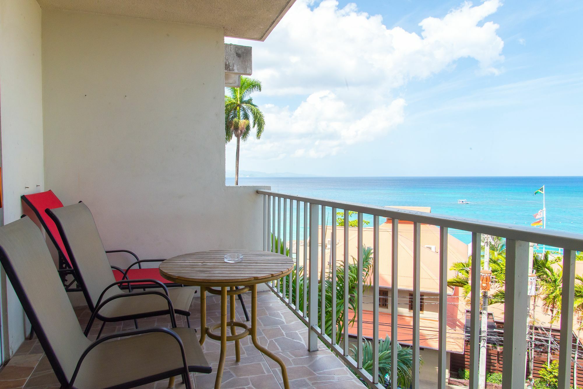 Montego Bay Club Apartments Dış mekan fotoğraf