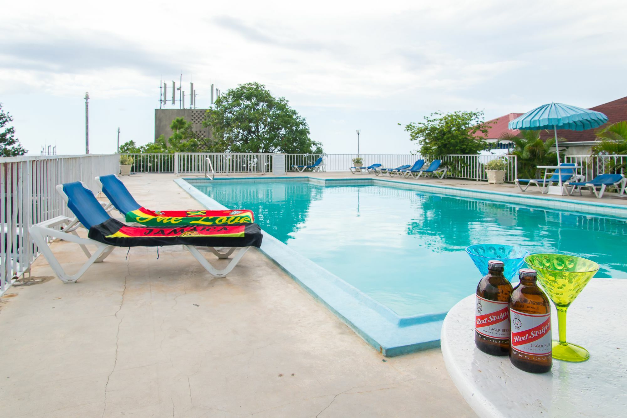 Montego Bay Club Apartments Dış mekan fotoğraf